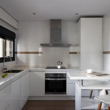 Stunning Beachfront Penthouse Apartamento Estepona